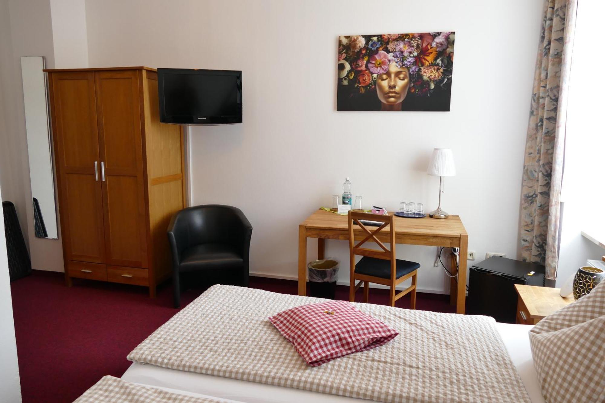 Hotel Meridian Gorlitz Ngoại thất bức ảnh